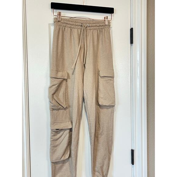 I Saw It First side cargo pocket sweatpants in stone Size 2 - Picture 5 of 7